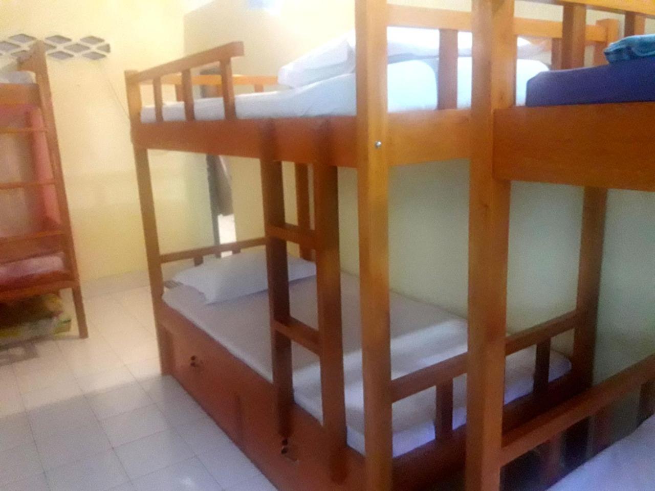 Rumah Singgah Manado Buitenkant foto