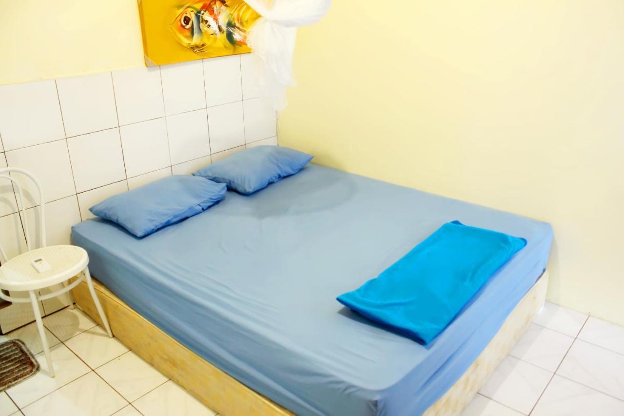 Rumah Singgah Manado Buitenkant foto