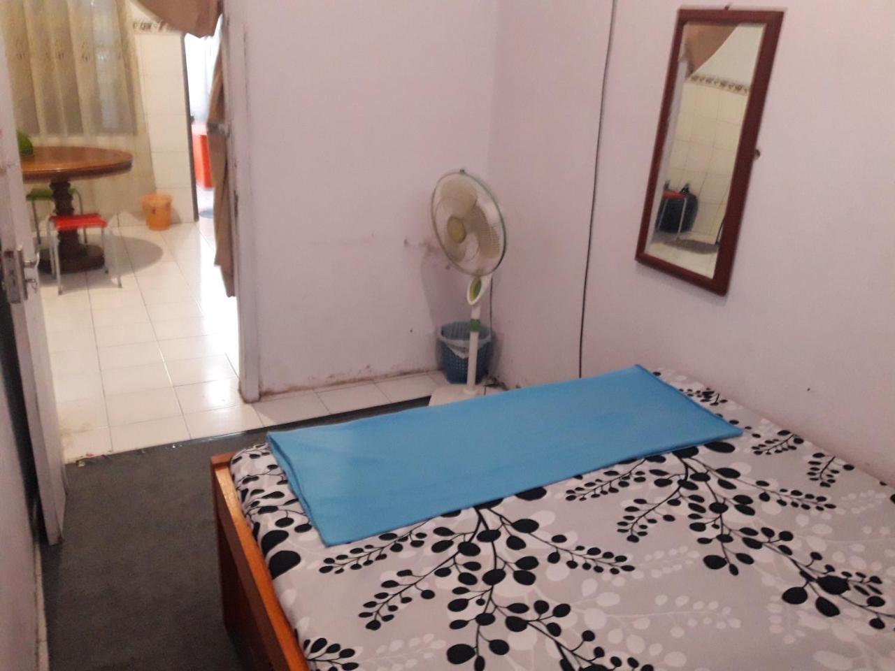 Rumah Singgah Manado Buitenkant foto